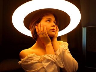 fingering girl cam JoslynDelmolino