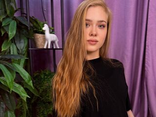 cam girl chat JuliMiu