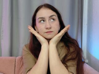 camgirl playing with vibrator KattrinGolden