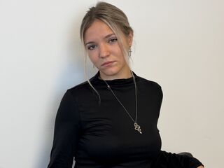cam chat KeiraTullier