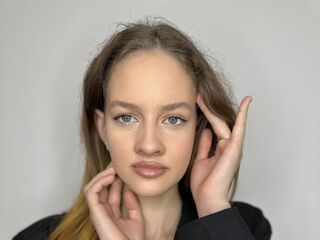 adult webcam KoriHallquist