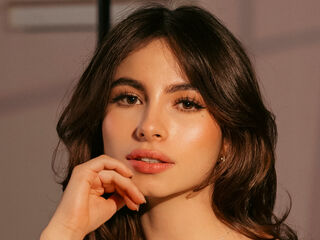 masturbating girl LauriSweet