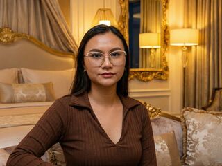 naked girl with webcam masturbating with sextoy LeticiaHinkley