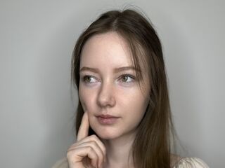 hot naked camgirl LinaBrossardie