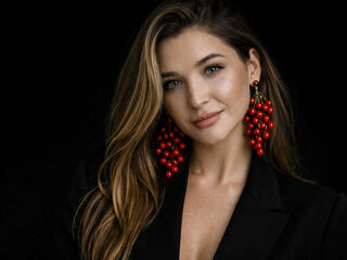 webcamstripper LinaSinner