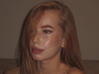 fingering camslut LisaCornerd