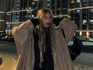 live cam chat LizaKitchin