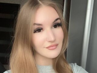 camslut fingering pussy LolaVelour