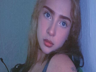 webcamgirl chat room LuanaGreen