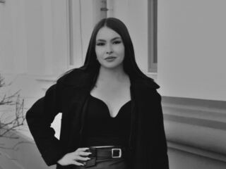 kinky webcam model LucilleWhite