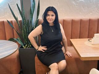 chatroom sex LuisaMiller