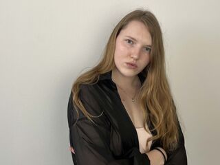 anal web cam MadalineMosman