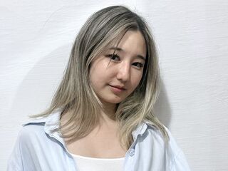 cam girl showing tits MarilynnHubler