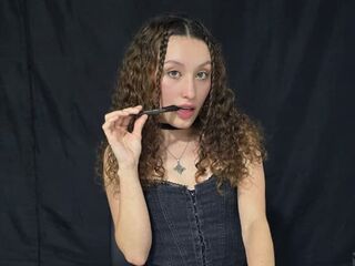 adult webcam chat room MarthiAdams