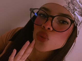 hot webcam slut MeliWain