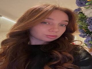 sex webcam chatroom MiaIvory