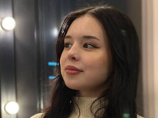 bedroom live webcam MikiPellon