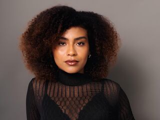 adult sex chat NayaMilanoo