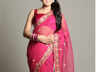chat with cam PriyaArmani