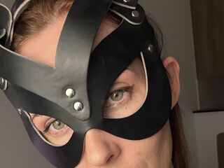 hot strip tease show QtKaty