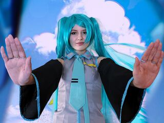 naked webcamgirl picture ReutLina