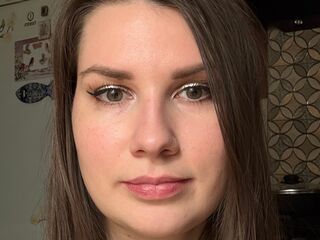 camslut showing pussy RosalieLuthy