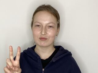 naked girl with cam fingering RosendaGaro