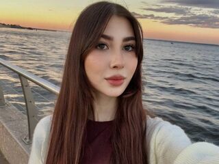 girl SadeLazcano