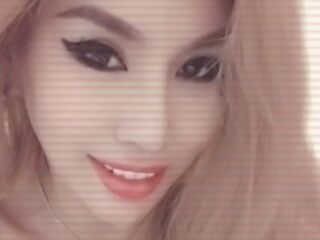 camgirl showing pussy SavannahAnderson