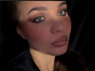 naked webcam girl masturbating SeemaRedhouse