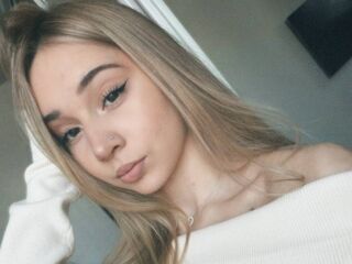 live sex cam photo ShaquitaSofranko