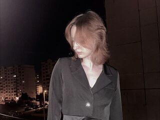 livesex cam girl ShirleenWiens