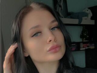Kinky webcam girl SkinyJoy