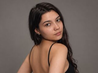 live webcam girl SophieShark