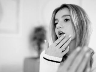 naked cam girl masturbating StaceeyBrown