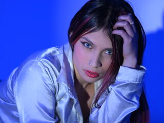 girl cam naked TiffanySuarez