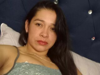 live video chat VictoriaCruzL