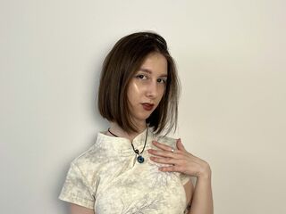 camgirl masturbating with sex toy VikkiAppling
