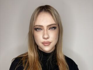 naked cam girl picture VirgieJanosek