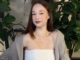 sexy webcamgirl WynonaBarrigan
