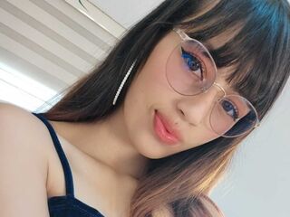 free live chart room YiyisMarthin