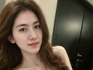 topless webcamgirl YueXiaomei